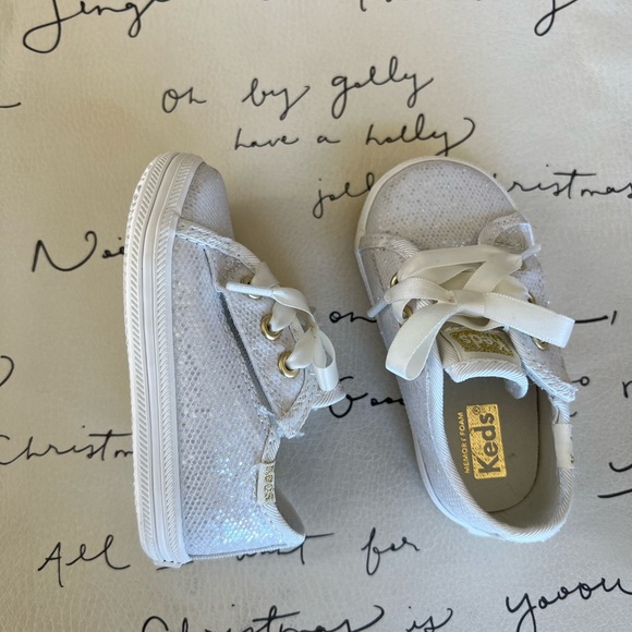 Keds kickstart jr sneaker size 3 NWOT - Picture 2 of 5